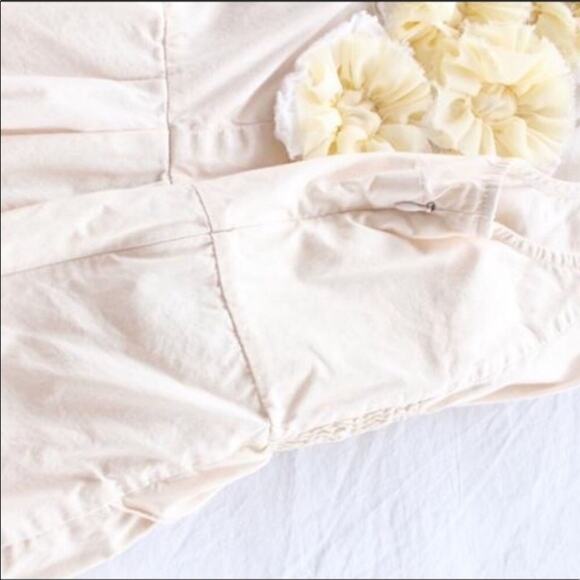 ANTHROPOLOGIE From The Meadow Cream White Floral Ruffle Appliqué Tank Blouse 10 - Picture 7 of 9